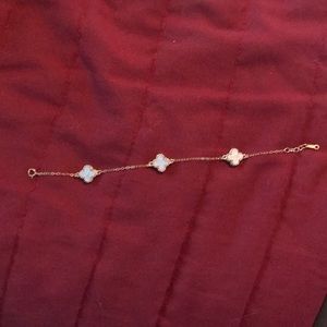 Clover mother of Pearl gold filled bracelet